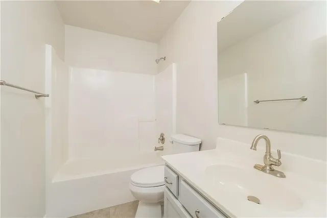 $2,380 | 9103 Northeast 116th Place, Kansas City, MO 64157