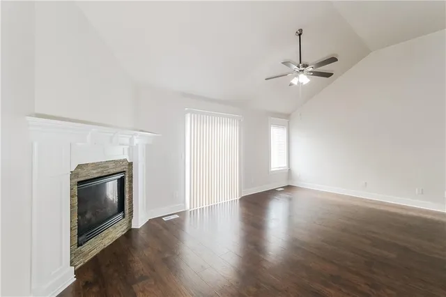 $2,380 | 9103 Northeast 116th Place, Kansas City, MO 64157