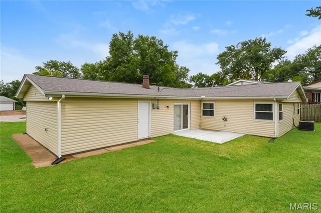 $2,290 | 4917 Rainford Court, St. Louis, MO 63128