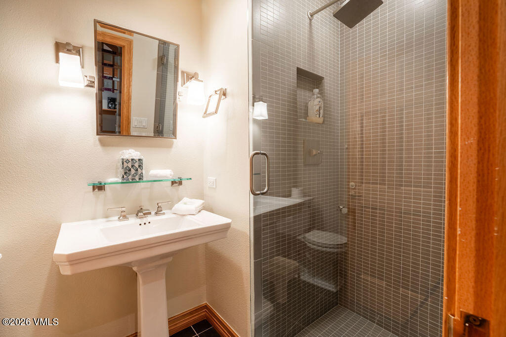 1280 Village Road, Unit 603 Avon, CO 81620 - Photo 16 of 25 strawberry_park_603_interior_powder