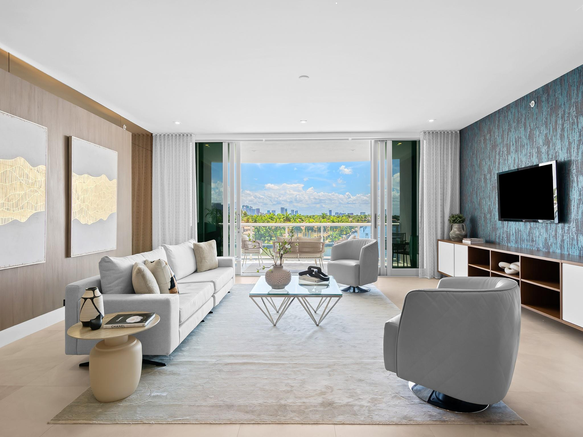 321 North Birch Road, Unit 502 Fort Lauderdale, FL 33304 - Photo 4 of 56 Photo 4