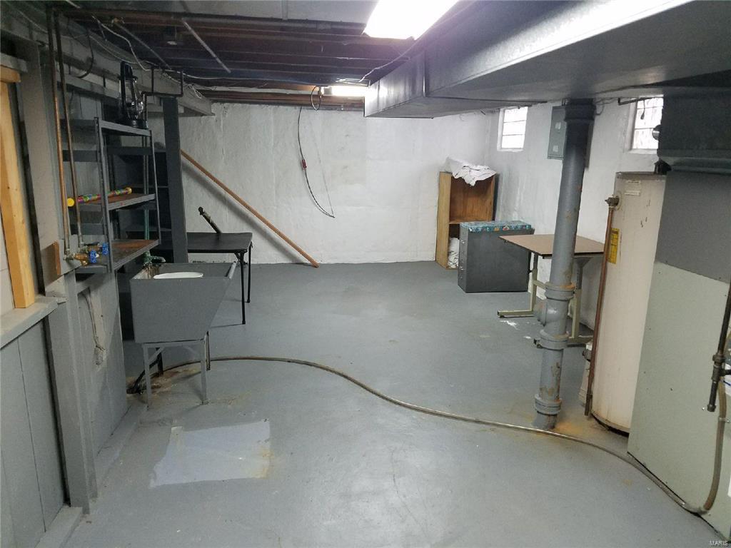 8025 Titus Road St. Louis, MO 63114 - Photo 10 of 10 Gallery Image 10