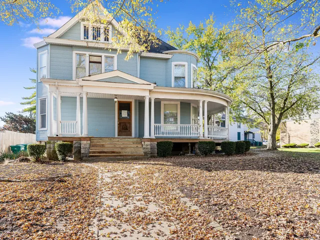 $1,575 | 312 Bridge Street, Unit 2EAST, Joliet, IL 60435