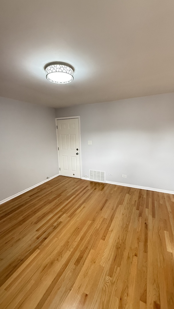 341 West 24th Street, Unit 3 Chicago, IL 60616 - Photo 11 of 12