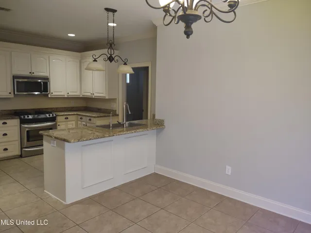 $2,750 | 103 Hallmark Place, Madison, MS 39110