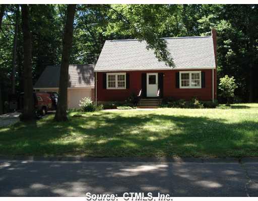 11 Bridlepath Road Simsbury, CT 06092 - Photo 1 of 1 Gallery Image 1