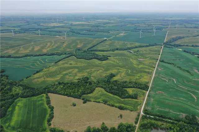 $1,437,800 | Y Ave Avenue, Tarkio, MO 64491