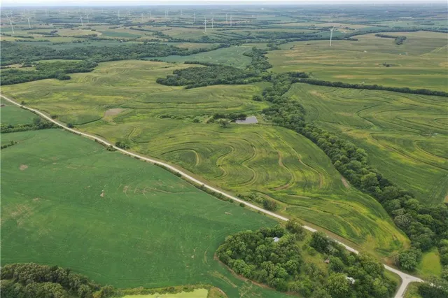 $1,437,800 | Y Ave Avenue, Tarkio, MO 64491