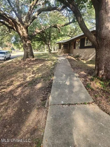 $174,000 | 1332 Belvoir Place, Jackson, MS 39202