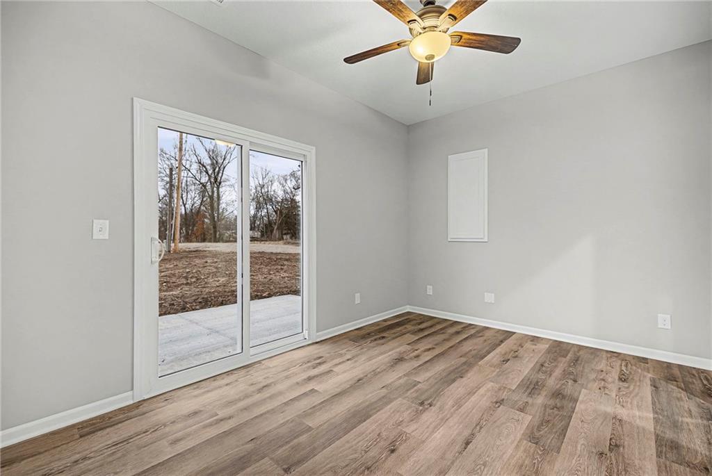 216 West 4th Street Pomona, KS 66076 - Photo 17 of 30