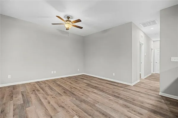 $199,900 | 216 West 4th Street, Pomona, KS 66076