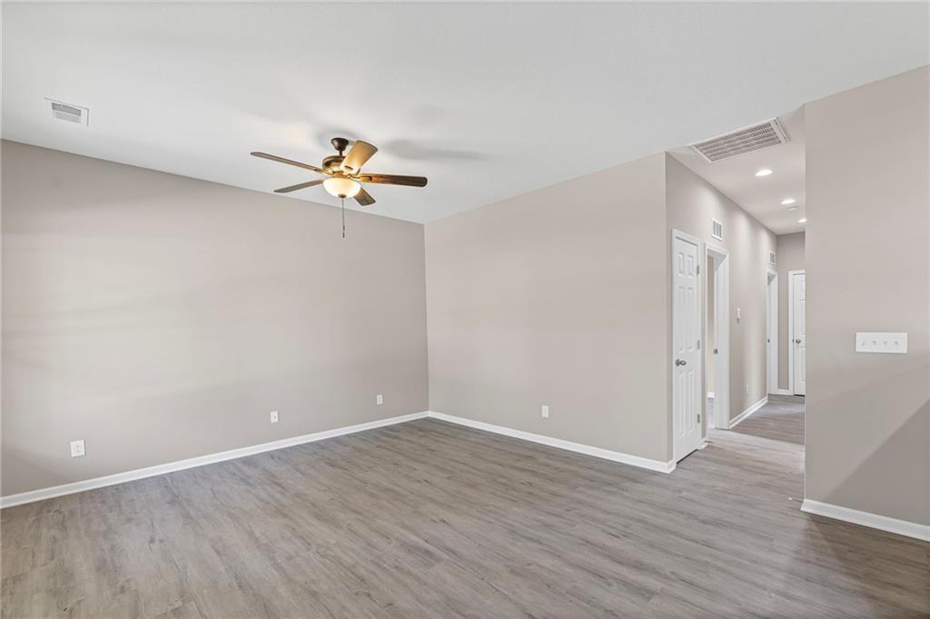 216 West 4th Street Pomona, KS 66076 - Photo 2 of 20