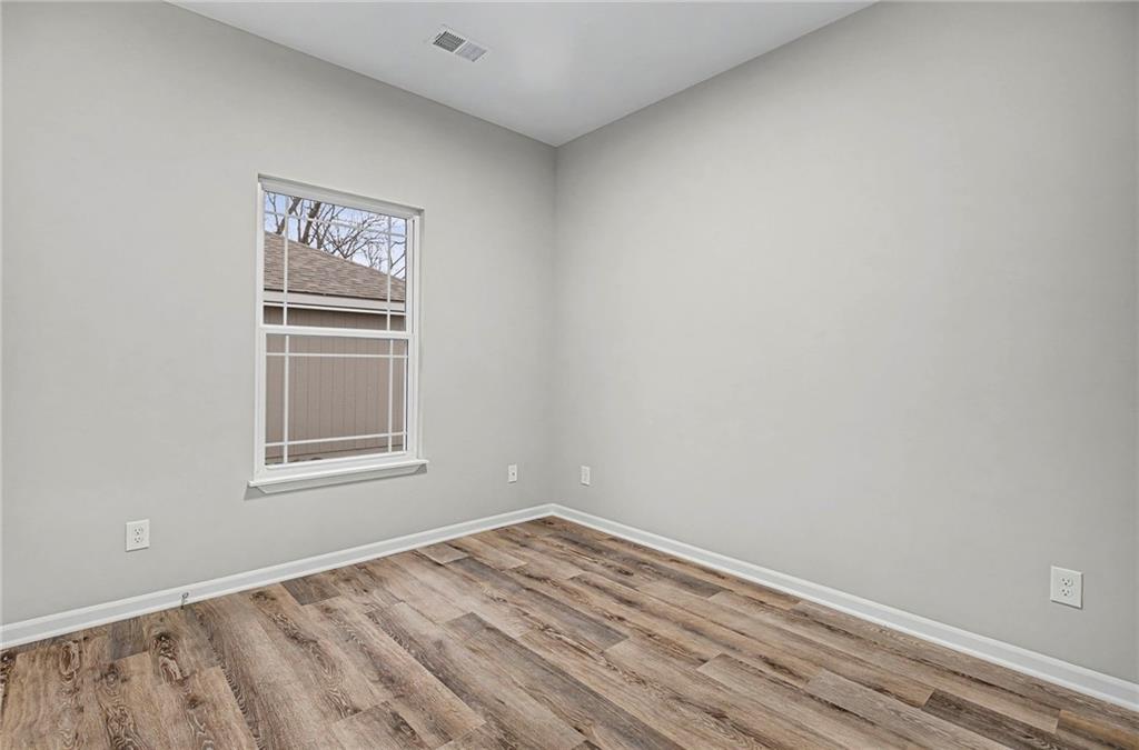 216 West 4th Street Pomona, KS 66076 - Photo 21 of 30