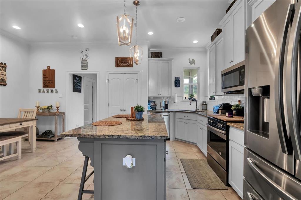 5754 Highland Hills Boulevard Iowa, LA 70647 - Photo 7 of 23