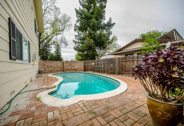 $759,000 | 420 West Southwood Drive, Woodland, CA 95695