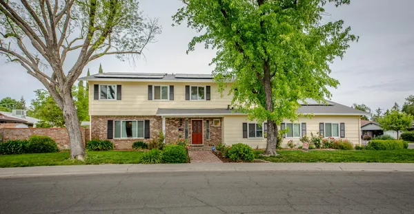 $759,000 | 420 West Southwood Drive, Woodland, CA 95695