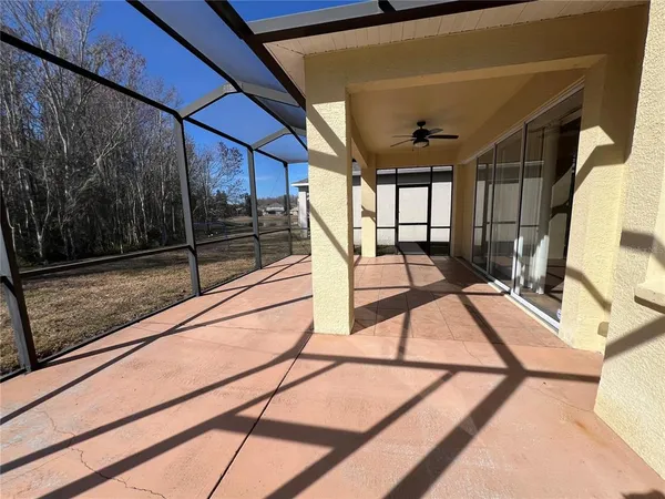 a view of an outdoor space