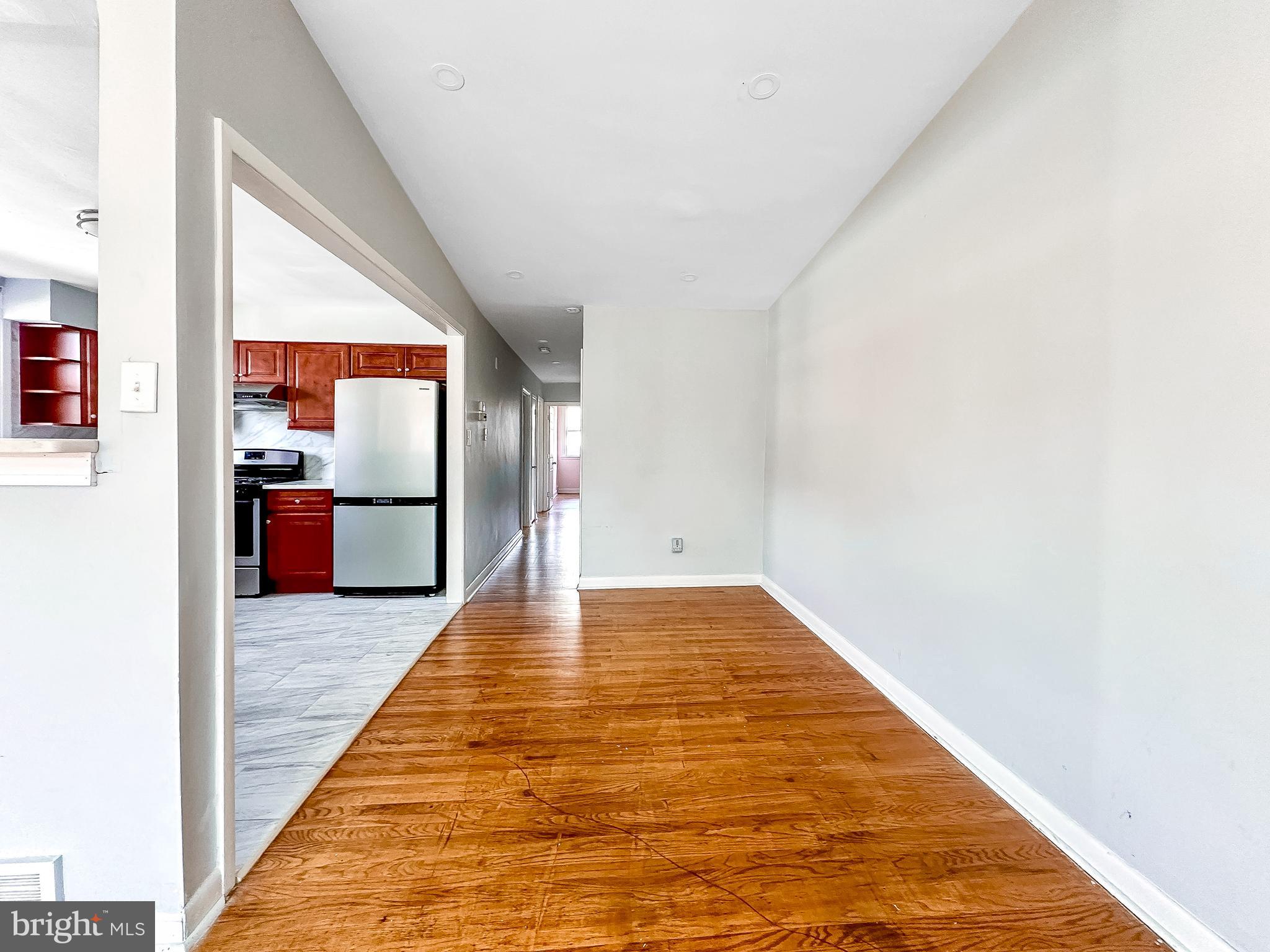 2005 Tomlinson Road Philadelphia, PA 19116 - Photo 6 of 17 Dining
