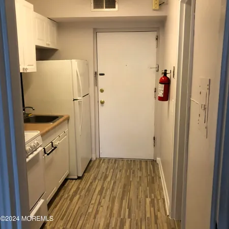 $1,960 | 200 Ocean Park Avenue, Unit 1C, Bradley Beach, NJ 07720