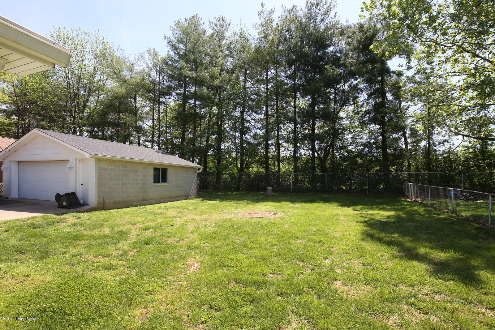 7705 Johnson School Road Louisville, KY 40291 - Photo 37 of 38 LREP9349