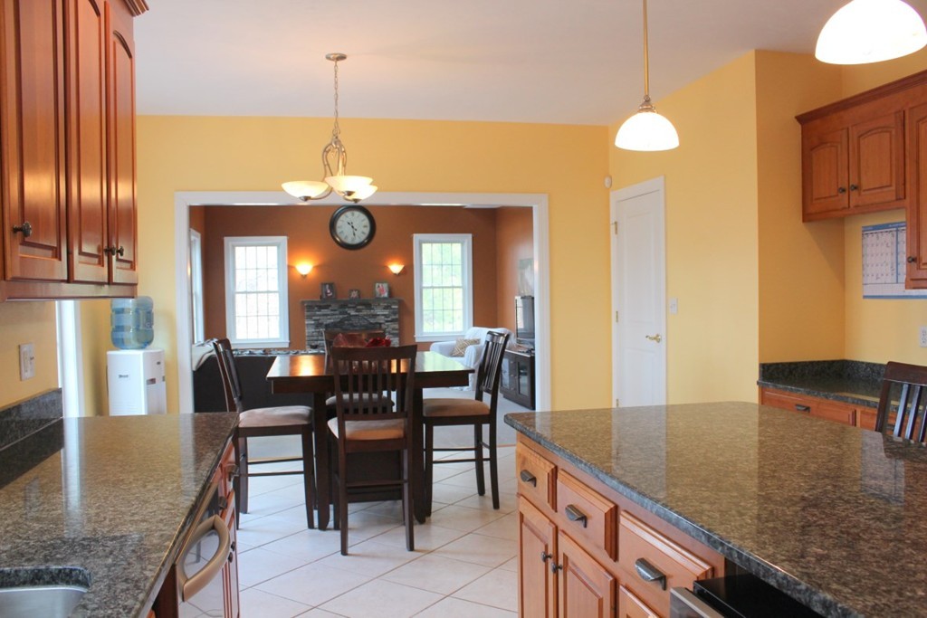 6 Glen Road Hopkinton, MA 01748 - Photo 8 of 30 Gallery Image 8