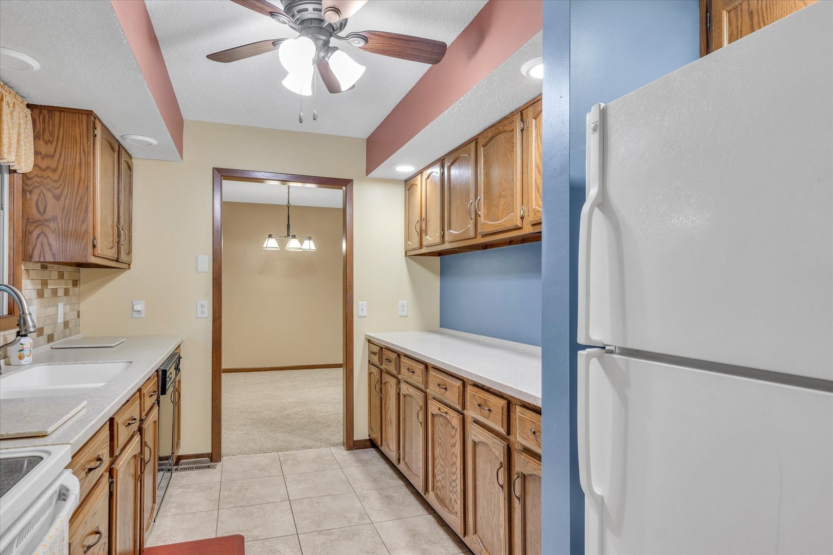 204 Valley Road Monticello, IL 61856 - Photo 15 of 38 Gallery Image 15