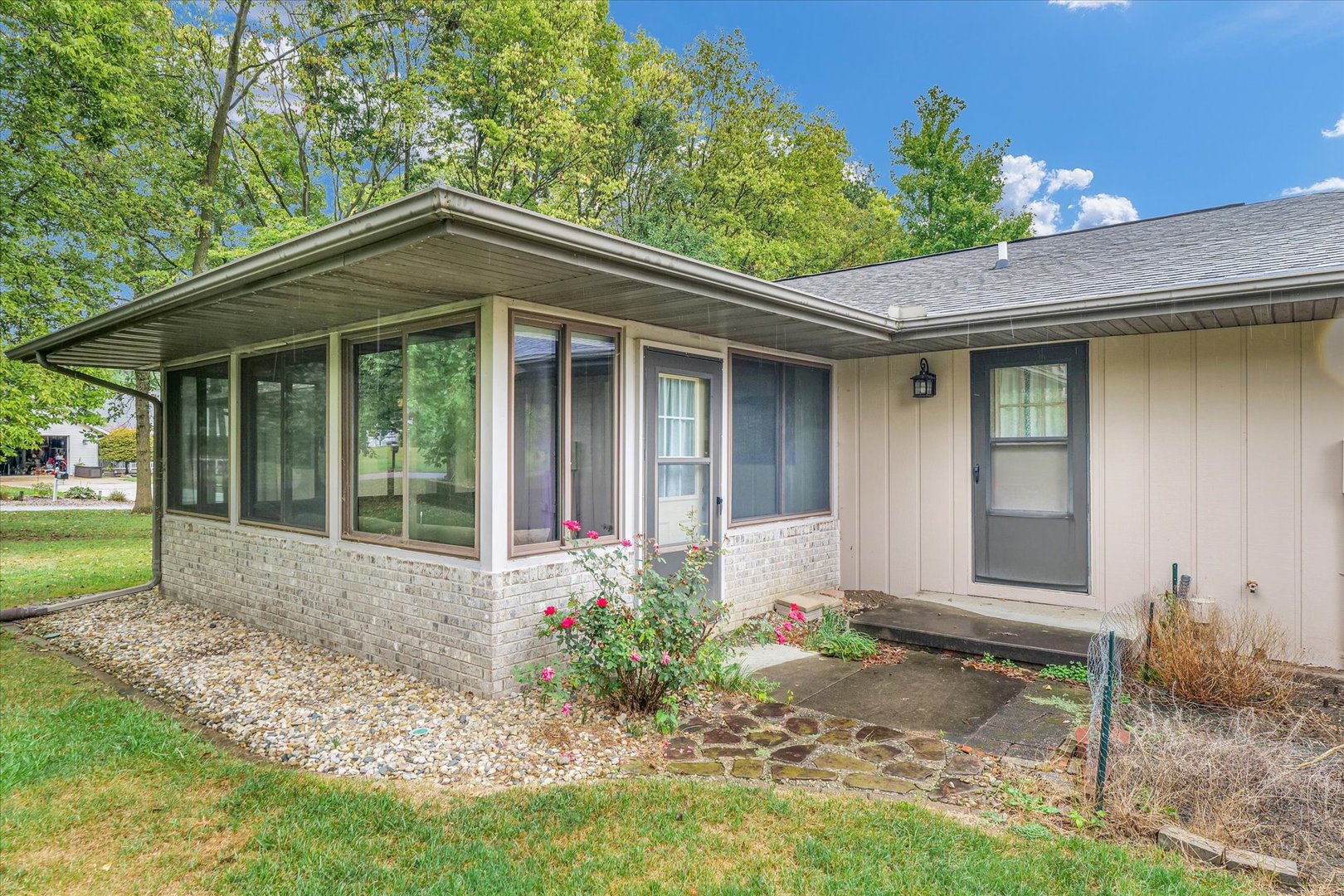 204 Valley Road Monticello, IL 61856 - Photo 36 of 38 Gallery Image 36