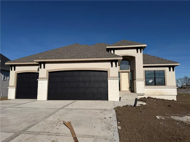 $764,000 | 15316 West 161st Terrace, Olathe, KS 66062