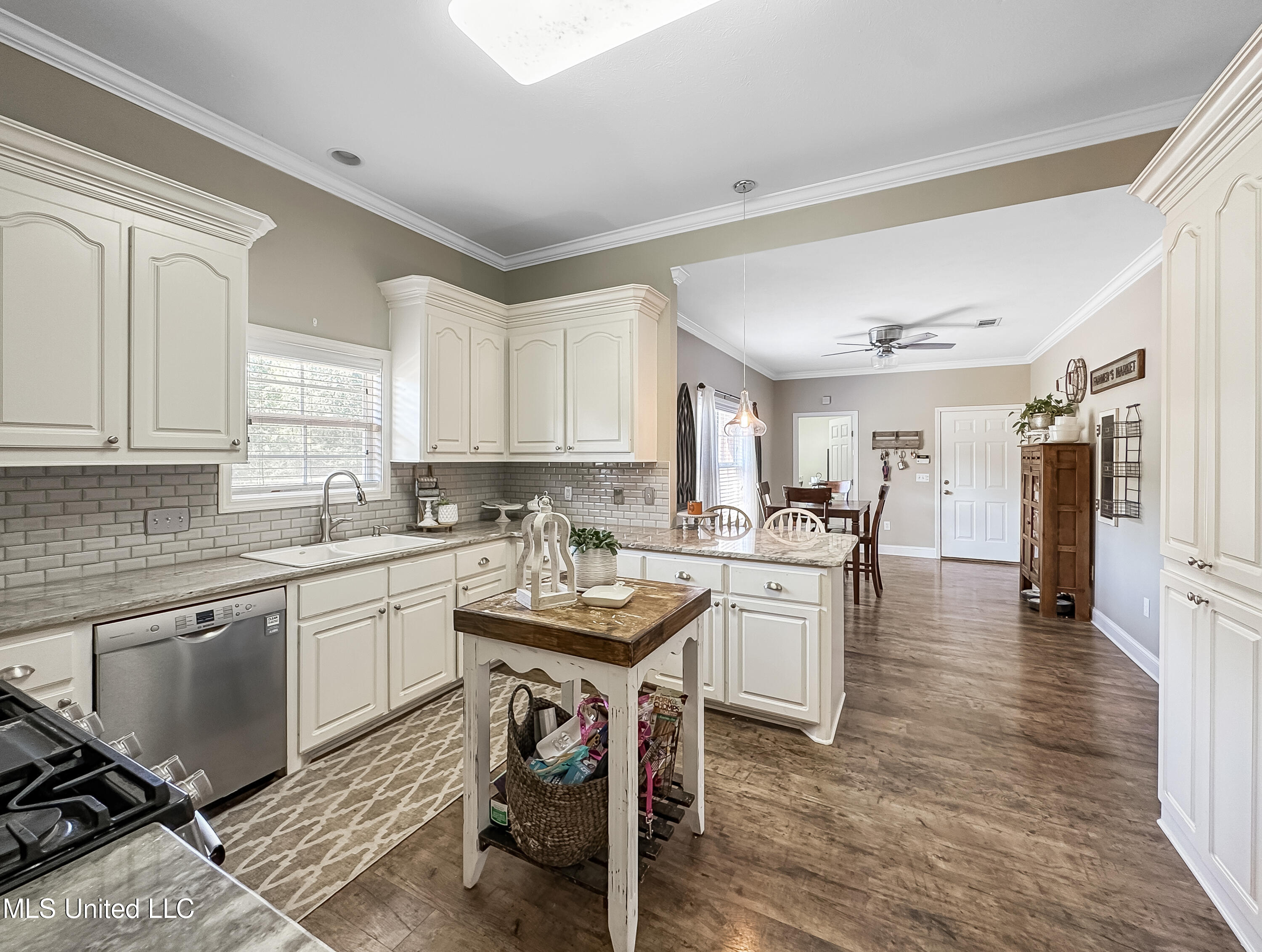 566 White Oak Road Florence, MS 39073 - Photo 13 of 29 c34b33702cec5fbeb476250ab33177ae1b8e9164