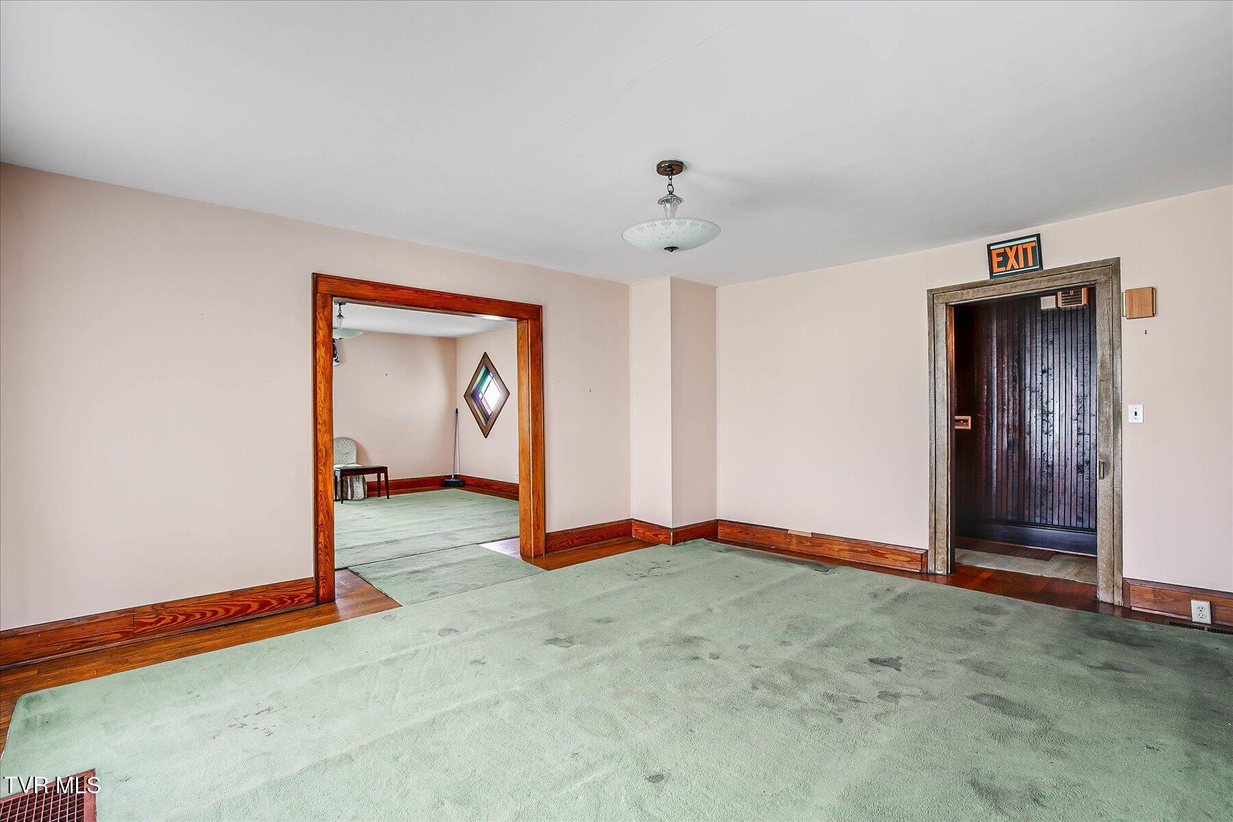 454 Cedar Street Bluff City, TN 37618 - Photo 11 of 45 11-IMG_5611454 Cedar St