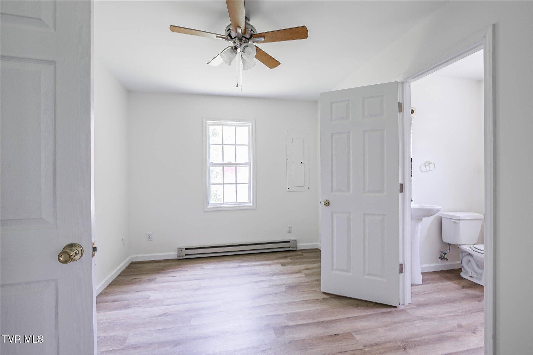 454 Cedar Street Bluff City, TN 37618 - Photo 18 of 45 18-IMG_5643454 Cedar St