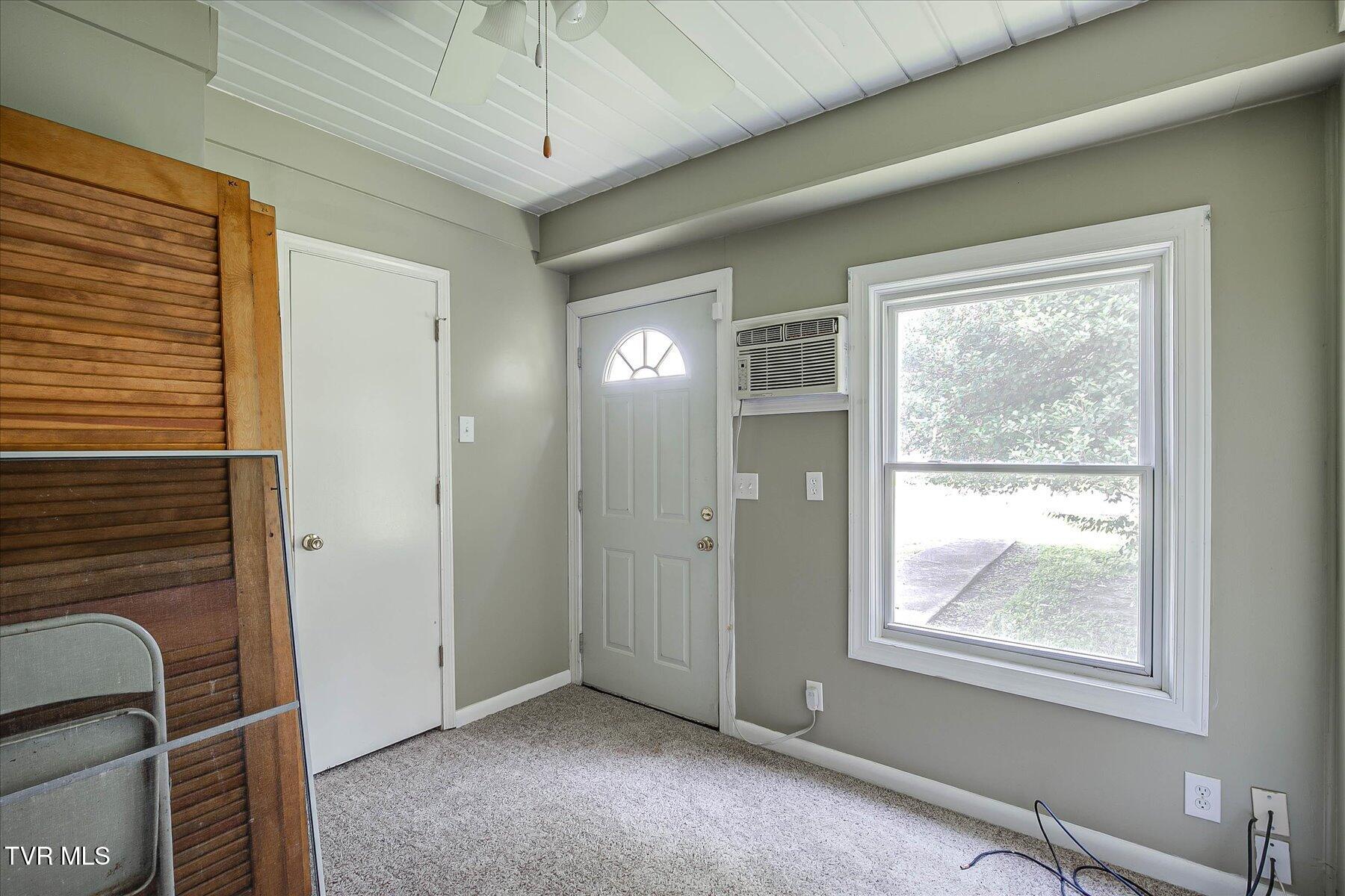 454 Cedar Street Bluff City, TN 37618 - Photo 22 of 45 22-IMG_5655454 Cedar St