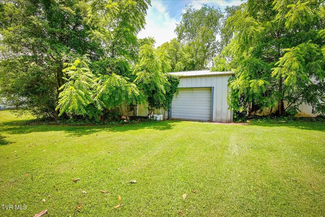 $550,000 | 454 Cedar Street, Bluff City, TN 37618