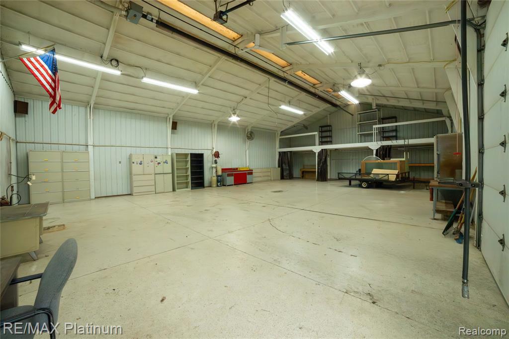 12987 Holtforth Road Fenton, MI 48430 - Photo 28 of 46