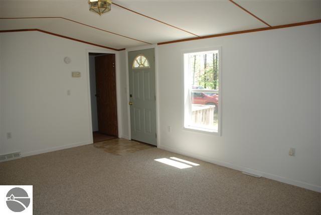 16562 Vondra Road Thompsonville, MI 49683 - Photo 3 of 11 1716794-2.JPG