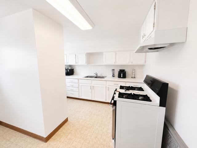 2327 Buchanan Road Kenosha, WI 53143 - Photo 21 of 25 kitchen 3 upper