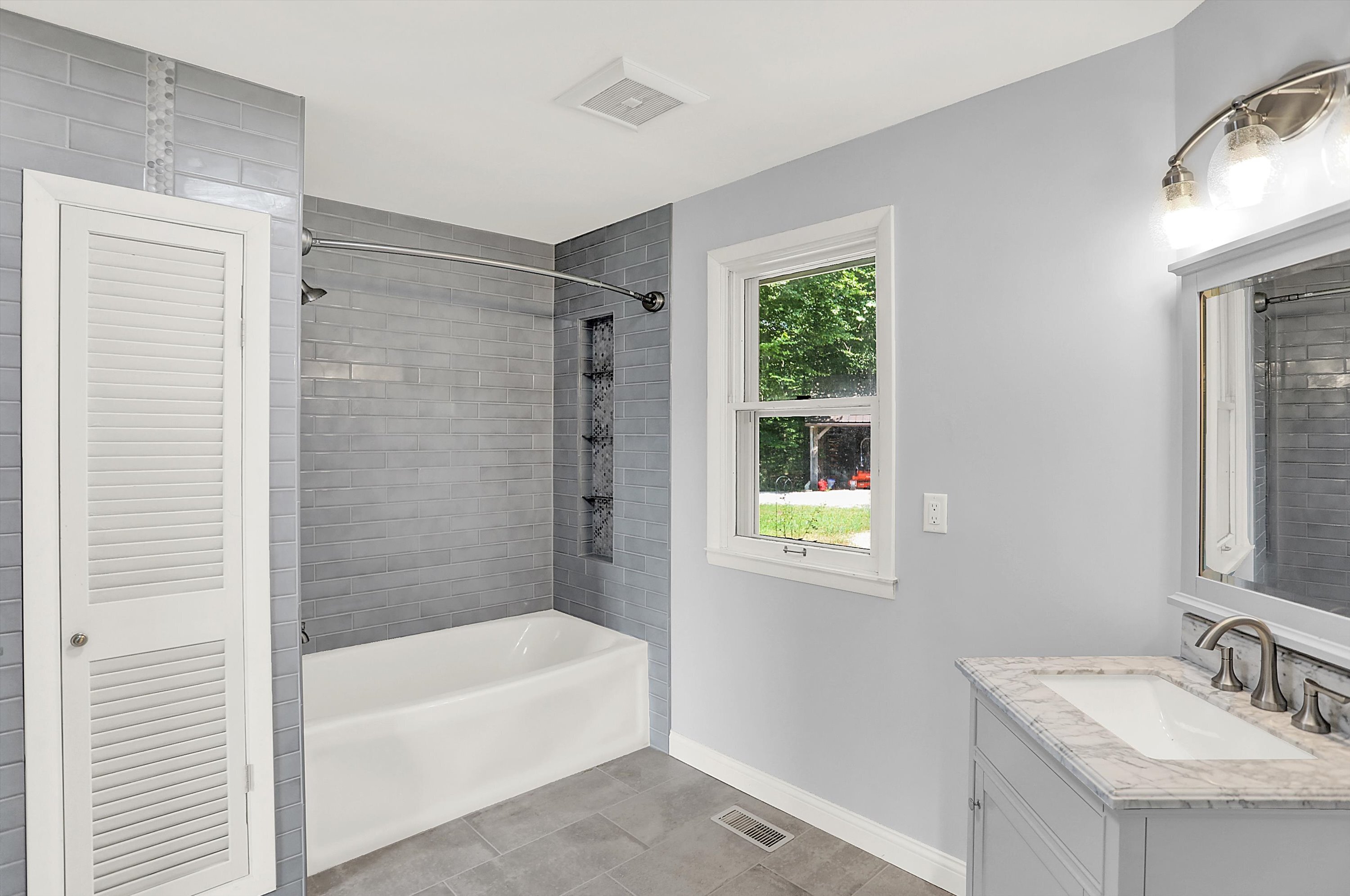 4594 Covered Bridge Road Morgantown, IN 46160 - Photo 17 of 46 Gallery Image 17