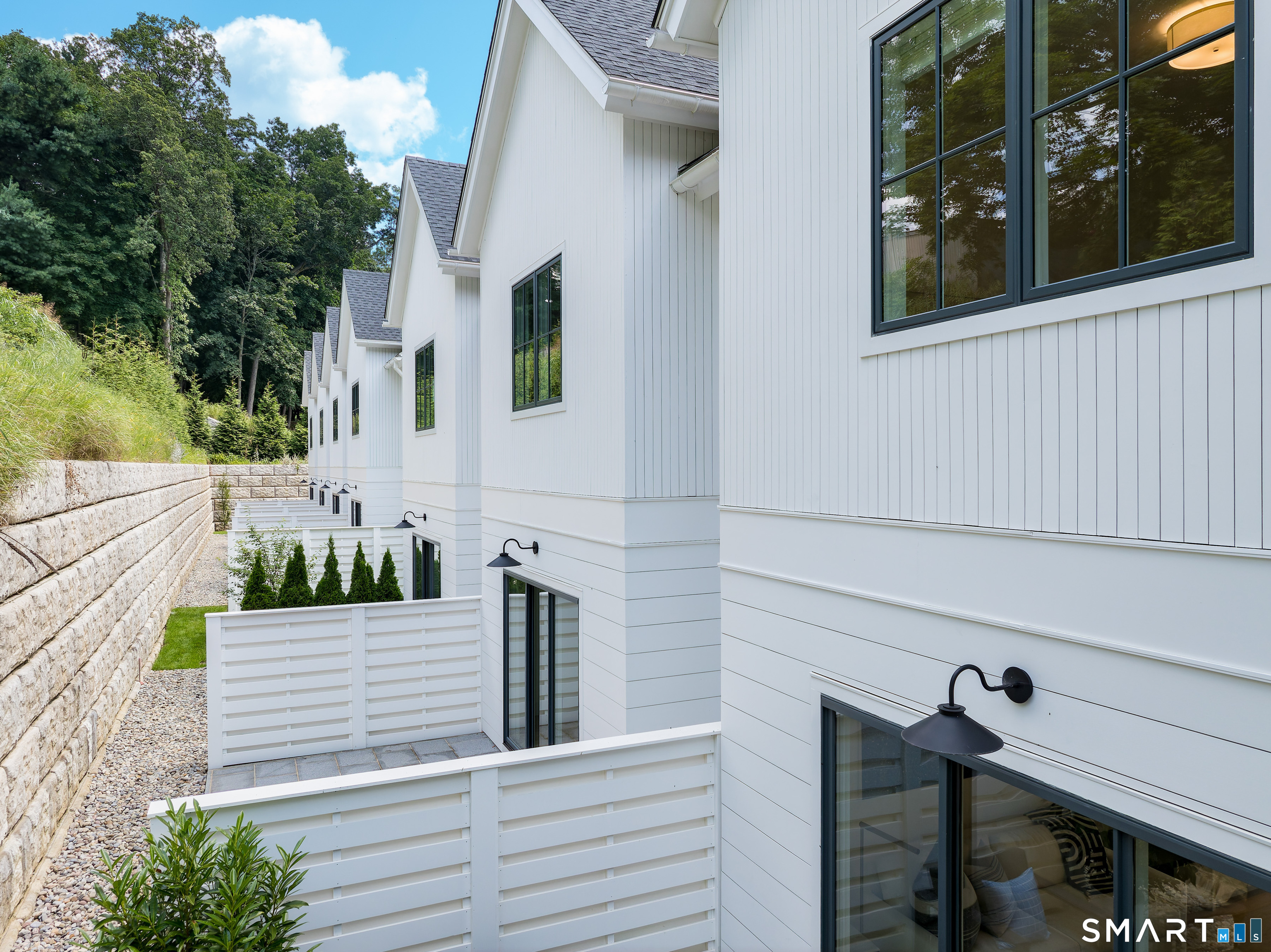 783 Post Road East, Unit 204 Westport, CT 06880 - Photo 33 of 40