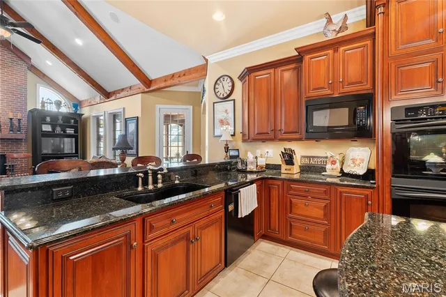 $875,000 | 328 Kathie Drive, Charleston, MO 63834