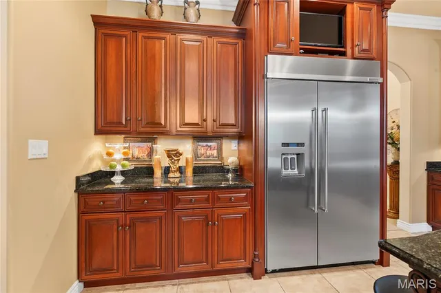 $875,000 | 328 Kathie Drive, Charleston, MO 63834