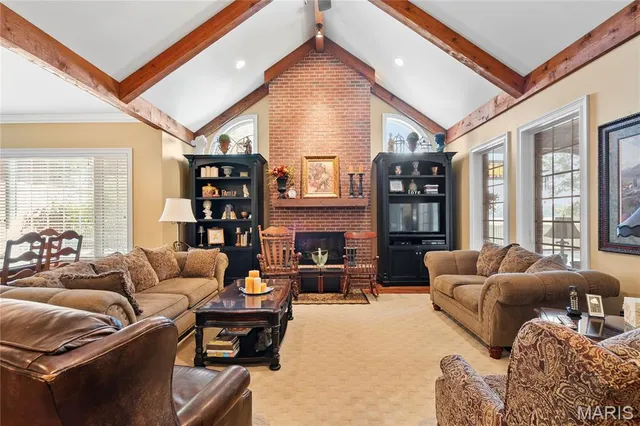 $875,000 | 328 Kathie Drive, Charleston, MO 63834