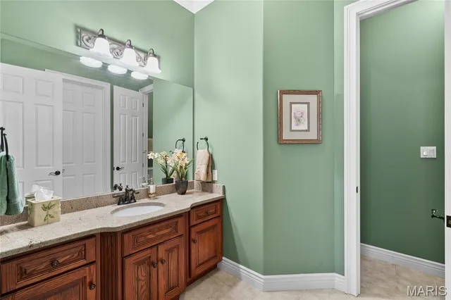 $875,000 | 328 Kathie Drive, Charleston, MO 63834