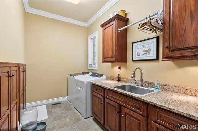 $875,000 | 328 Kathie Drive, Charleston, MO 63834