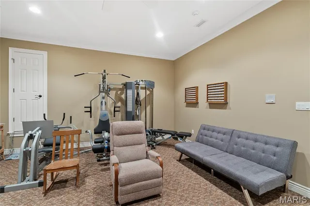 $875,000 | 328 Kathie Drive, Charleston, MO 63834