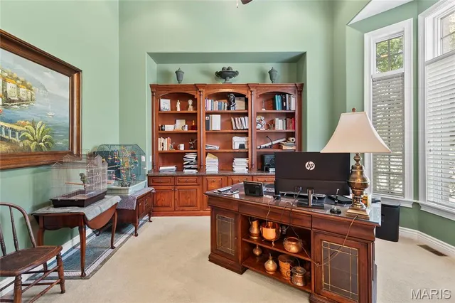 $875,000 | 328 Kathie Drive, Charleston, MO 63834