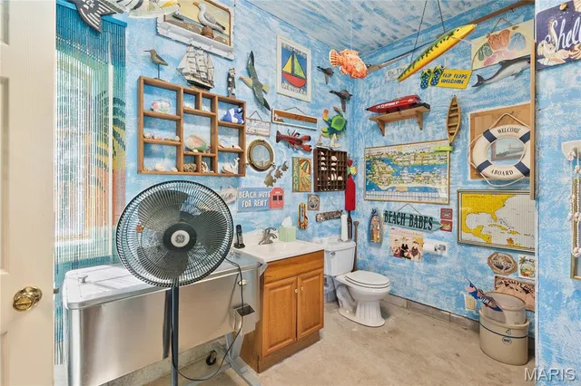 $875,000 | 328 Kathie Drive, Charleston, MO 63834