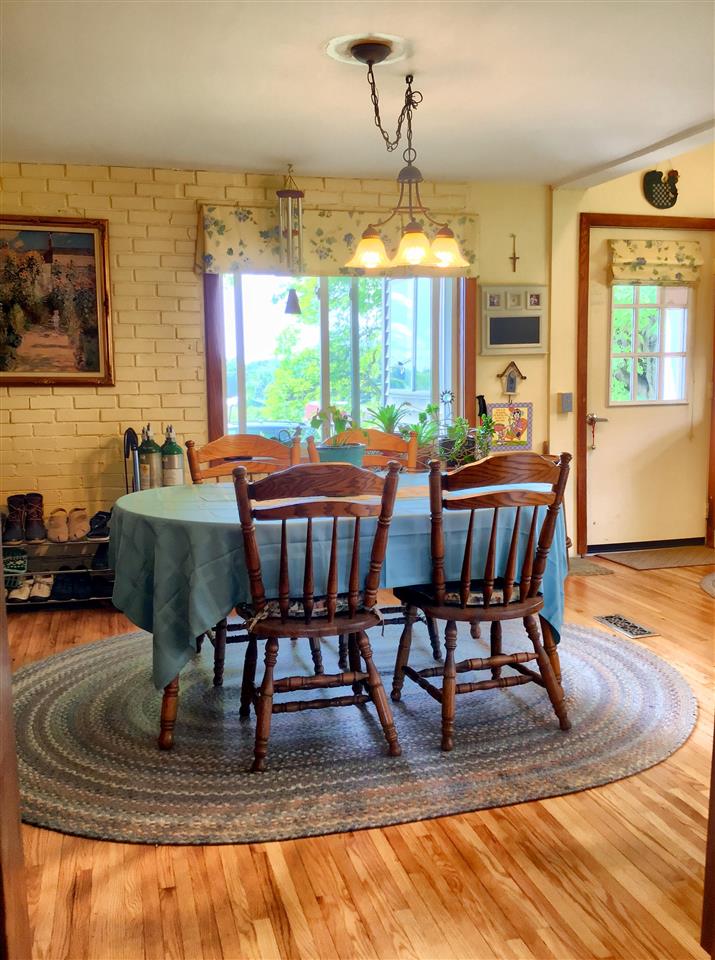 990 High Lake Road Traverse City, MI 49696 - Photo 11 of 55 1891006-10.JPG