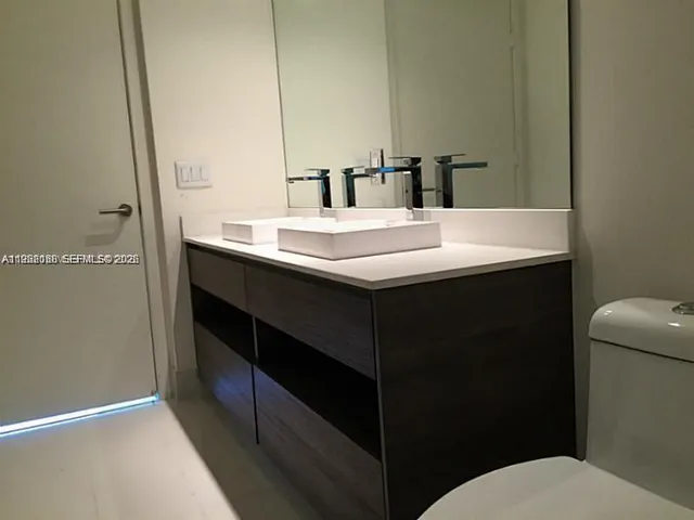 $3,700 | 1100 South Miami Avenue, Unit 3502, Miami, FL 33130