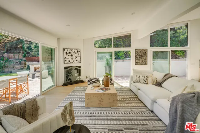 $12,995 | 10120 Cielo Drive, Beverly Hills, CA 90210