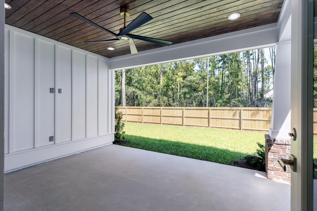 100 Grizzly Street Freeport, FL 32439 - Photo 49 of 65 a view of a backyard of a house